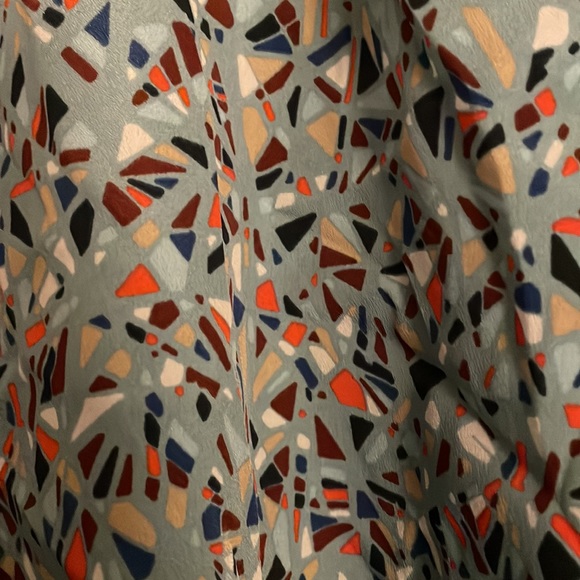 Collared super fun kaleidoscope-ish patterned tank top blouse!! - Picture 2 of 4